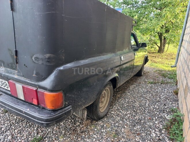 GAZ 31029 1997, 245,000 km - 2.4 l - Quba