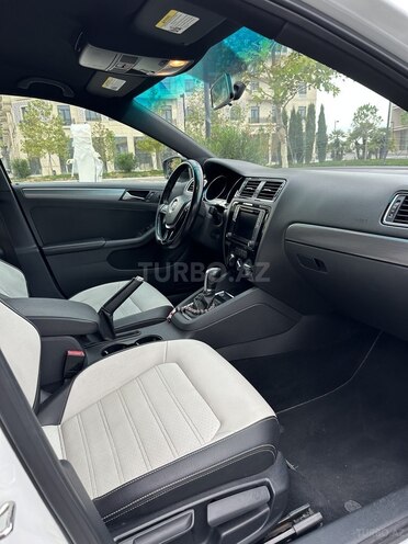 Volkswagen Jetta 2017, 90,262 km - 1.8 l - Bakı