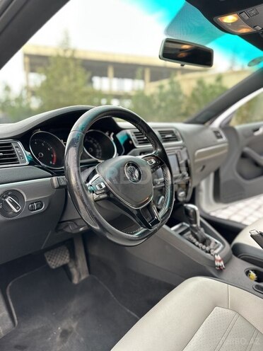Volkswagen Jetta 2017, 90,262 km - 1.8 l - Bakı