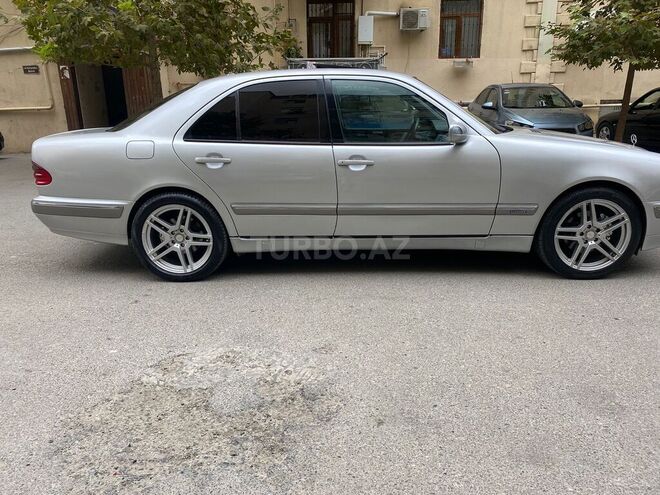 Mercedes E 280 2000, 400,000 km - 2.8 л - Bakı