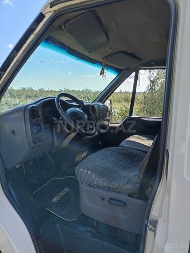 Ford Transit 2006, 354,000 km - 2.0 l - Quba