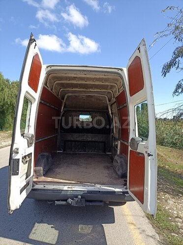 Ford Transit 2006, 354,000 km - 2.0 l - Quba