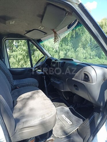 Ford Transit 2006, 354,000 km - 2.0 l - Quba