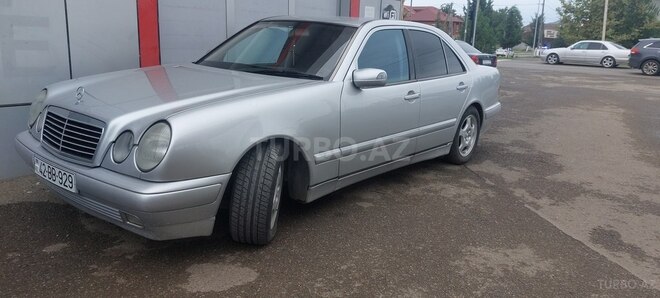 Mercedes E 200 1998, 450,000 km - 2.0 l - Lənkəran