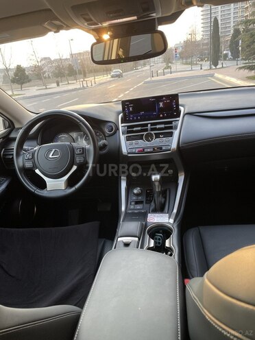 Lexus NX 300h 2020, 27,000 km - 2.5 l - Bakı