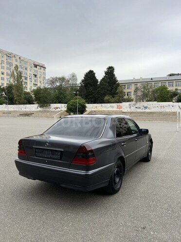 Mercedes C 180 1999, 586,400 km - 1.8 л - Bakı