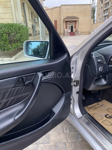 Mercedes C 230 1999, 250,000 km - 2.3 l - Bakı