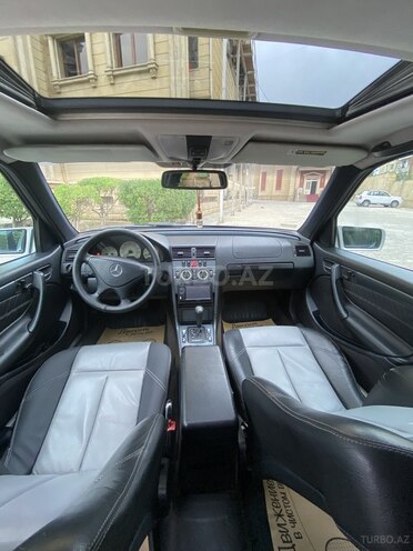 Mercedes C 230 1999, 250,000 km - 2.3 l - Bakı