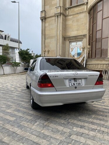 Mercedes C 230 1999, 250,000 km - 2.3 l - Bakı
