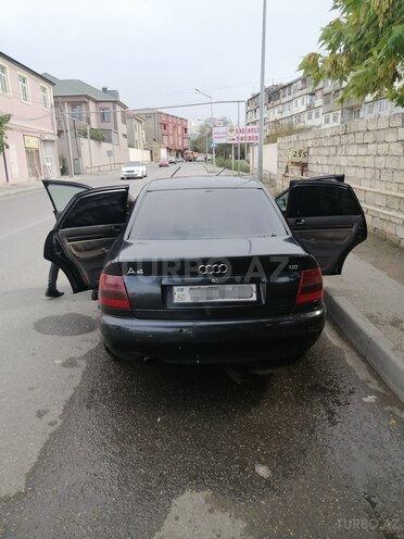 Audi A4 1998, 268,000 km - 1.6 l - Bakı