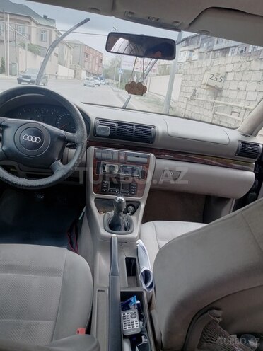 Audi A4 1998, 268,000 km - 1.6 l - Bakı