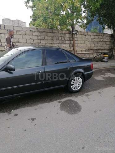 Audi A4 1998, 268,000 km - 1.6 l - Bakı