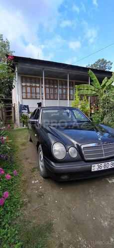 Mercedes E 230 1996, 265,556 km - 2.3 l - Şəki