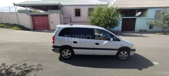 Opel Zafira 2001, 299,920 km - 2.2 l - Göygöl