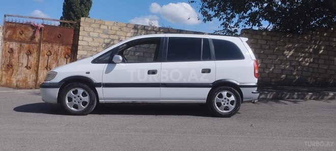 Opel Zafira 2001, 299,920 km - 2.2 l - Göygöl