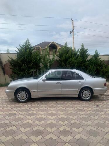 Mercedes E 240 2000, 363,000 km - 2.4 l - Bakı