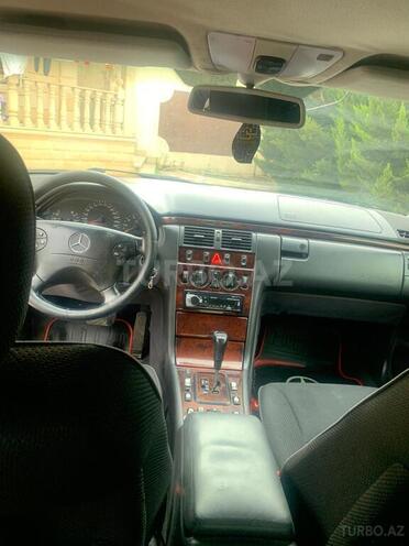 Mercedes E 240 2000, 363,000 km - 2.4 l - Bakı