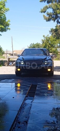 Mercedes C 240 2000, 445,153 km - 2.6 l - Qax