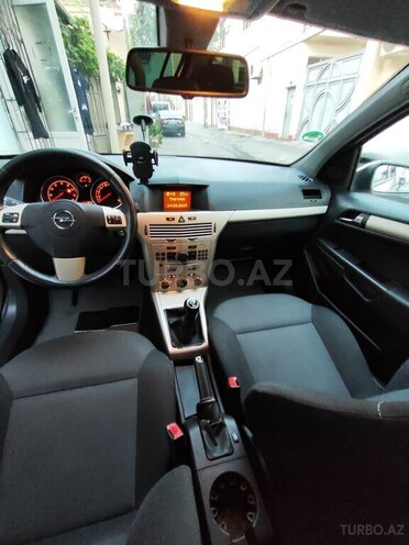 Opel Astra 2008, 130,000 km - 1.4 l - Bakı