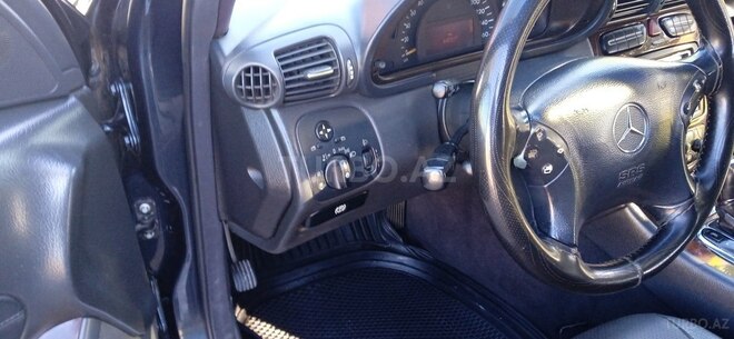 Mercedes C 240 2000, 445,153 km - 2.6 l - Qax