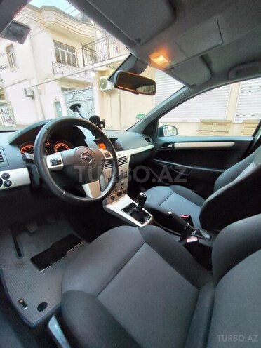 Opel Astra 2008, 130,000 km - 1.4 l - Bakı