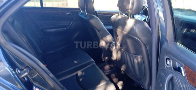 Mercedes C 240 2000, 445,153 km - 2.6 l - Qax