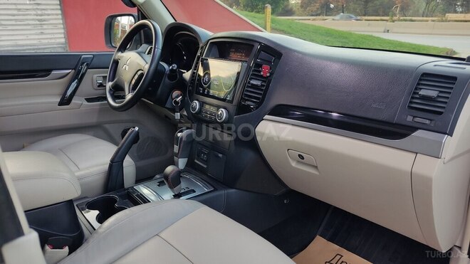 Mitsubishi Pajero 2008, 198,000 km - 3.0 l - Bakı