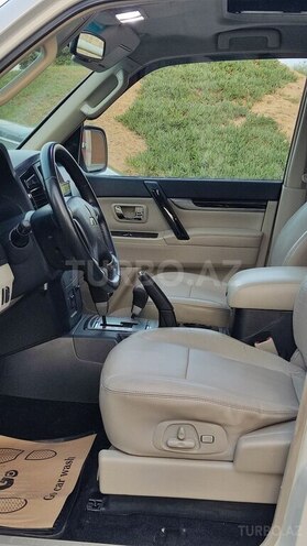Mitsubishi Pajero 2008, 198,000 km - 3.0 l - Bakı
