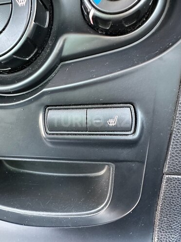Ford Fiesta 2013, 139,000 km - 1.6 л - Bakı
