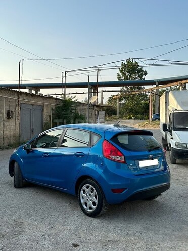 Ford Fiesta 2013, 139,000 km - 1.6 л - Bakı
