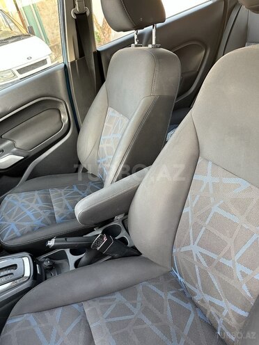 Ford Fiesta 2013, 139,000 km - 1.6 л - Bakı