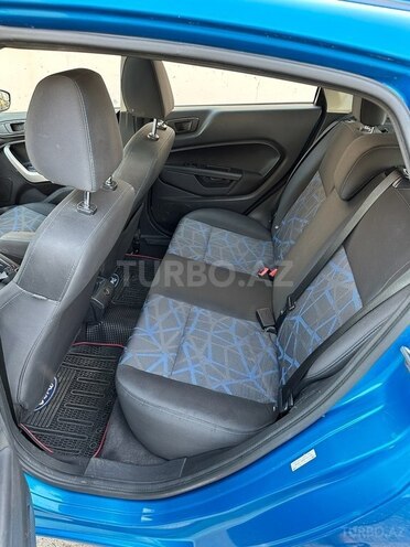 Ford Fiesta 2013, 139,000 km - 1.6 л - Bakı