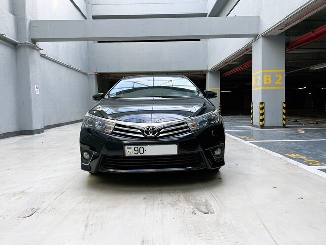 Toyota Corolla 2014, 153,000 km - 1.6 л - Bakı