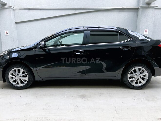 Toyota Corolla 2014, 153,000 km - 1.6 л - Bakı