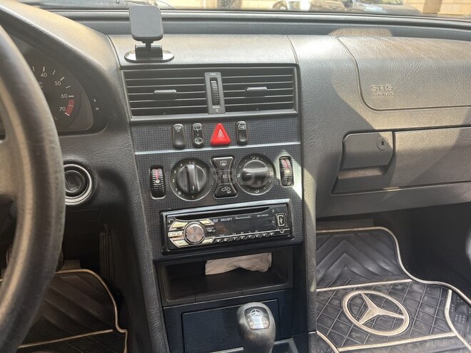 Mercedes C 180 1999, 236,000 km - 1.8 l - Bakı