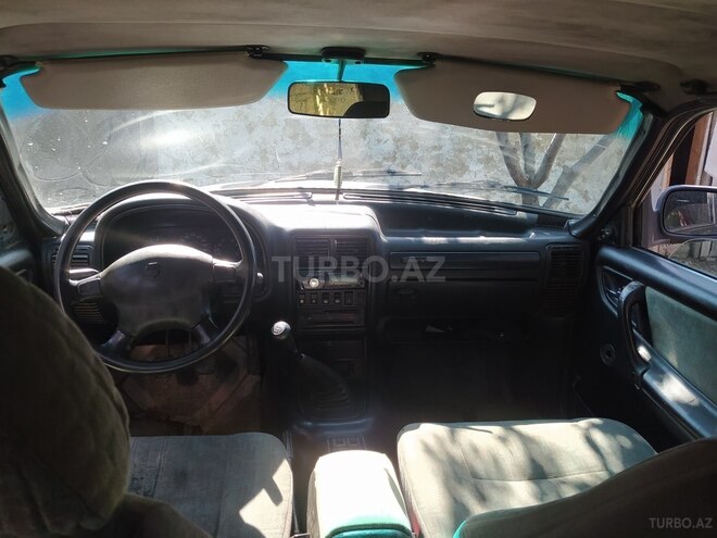 GAZ 3110 2003, 160,000 km - 2.3 l - Xaçmaz