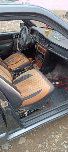 Mercedes 190 1992, 487,576 km - 2.0 л - Lerik