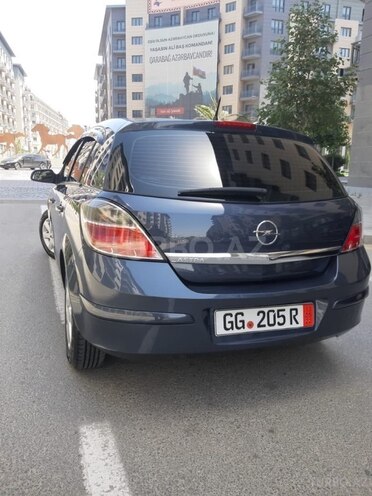 Opel Astra 2009, 168,000 km - 1.4 л - Bakı
