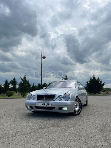 Mercedes E 240 2000, 297,000 km - 2.4 l - Xaçmaz