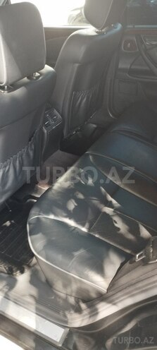 Mercedes E 240 2001, 276,000 km - 2.6 l - Bakı