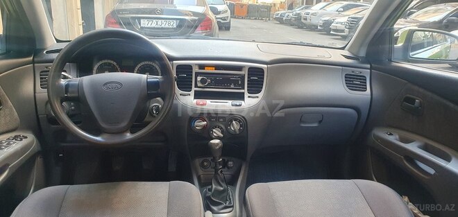 Kia Rio 2006, 215,000 km - 1.4 l - Bakı