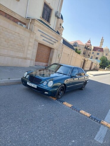 Mercedes E 220 2000, 350,000 km - 2.2 l - Bakı