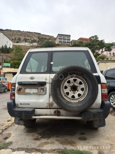Nissan Patrol 2001, 250,000 km - 3.0 л - Bakı