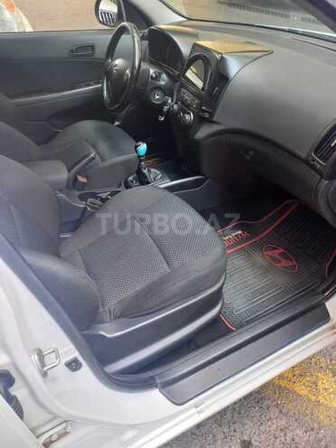 Hyundai i30 2009, 290,000 km - 1.6 л - Bakı
