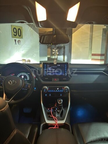 Toyota RAV4 2019, 45,000 km - 2.0 л - Bakı