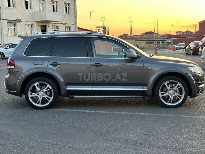 Volkswagen Touareg 2008, 262,600 km - 4.2 л - Bakı