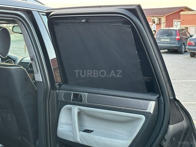 Volkswagen Touareg 2008, 262,600 km - 4.2 л - Bakı
