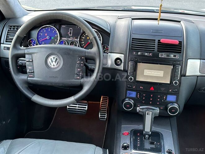 Volkswagen Touareg 2008, 262,600 km - 4.2 л - Bakı