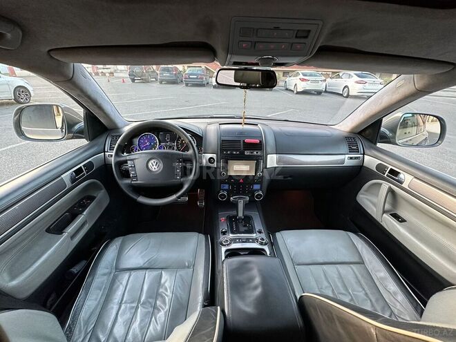 Volkswagen Touareg 2008, 262,600 km - 4.2 л - Bakı