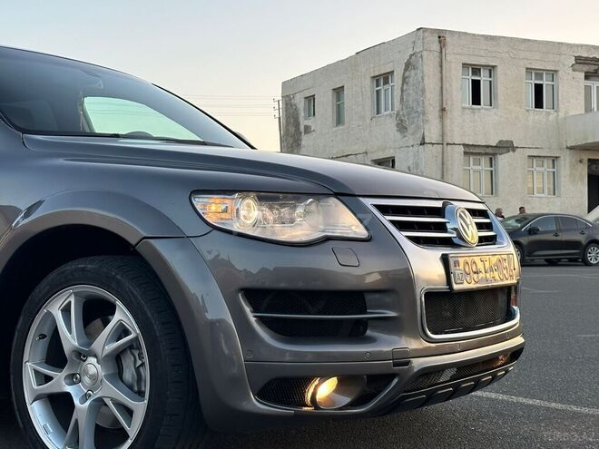 Volkswagen Touareg 2008, 262,600 km - 4.2 л - Bakı